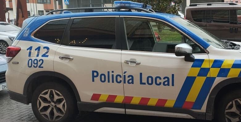 Coche patrulla de la Policía Local de Burgos