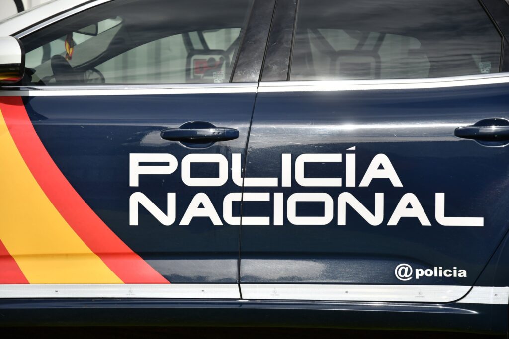 Vehículo oficial de la Policía Nacional de España. Fuente: @policia